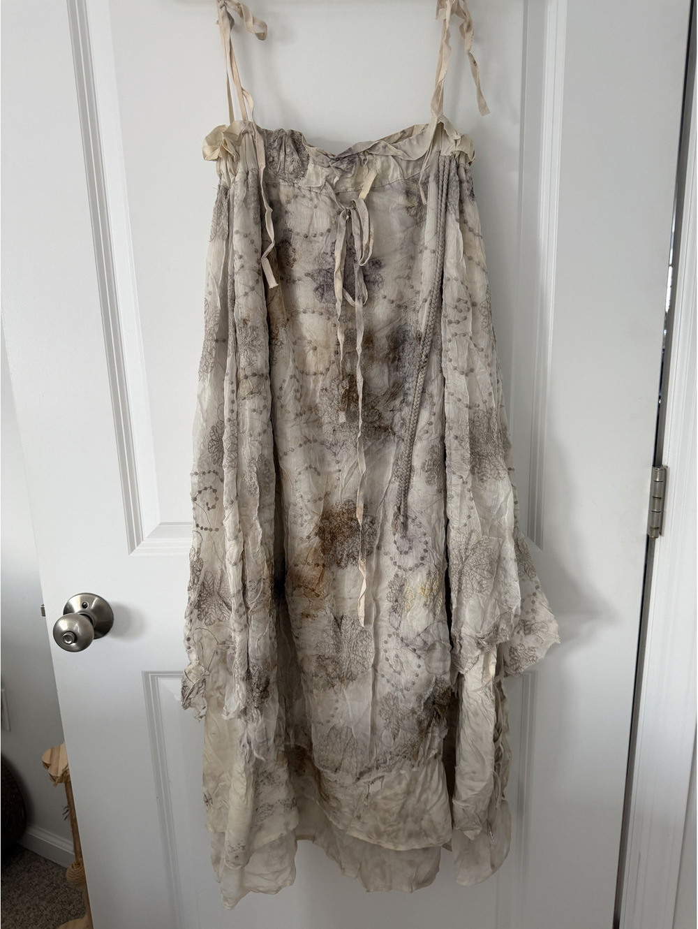 Vintage-Inspired Lightweight Floral Print Maxi Dress with Adjustable Straps